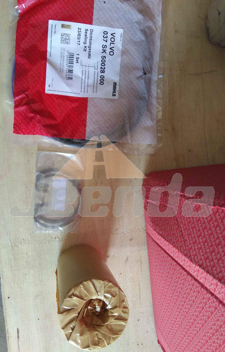 Jeenda Cylinder Liner Piston Assembly 0385590 037SK50028000 for Volvo TAD1631GE