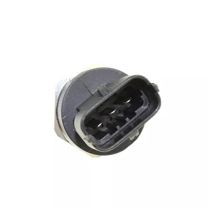 Fuel Rail High Pressure Sensor 50415702 504382791 Compatible with New Holland Engine F2CFE613A F2CFE613D F2CE9684E