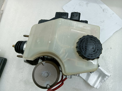Refurbished ABS Brake Pump Master Cylinder Booster Actuator 47050-60081 For Toyota 4Runner GX470