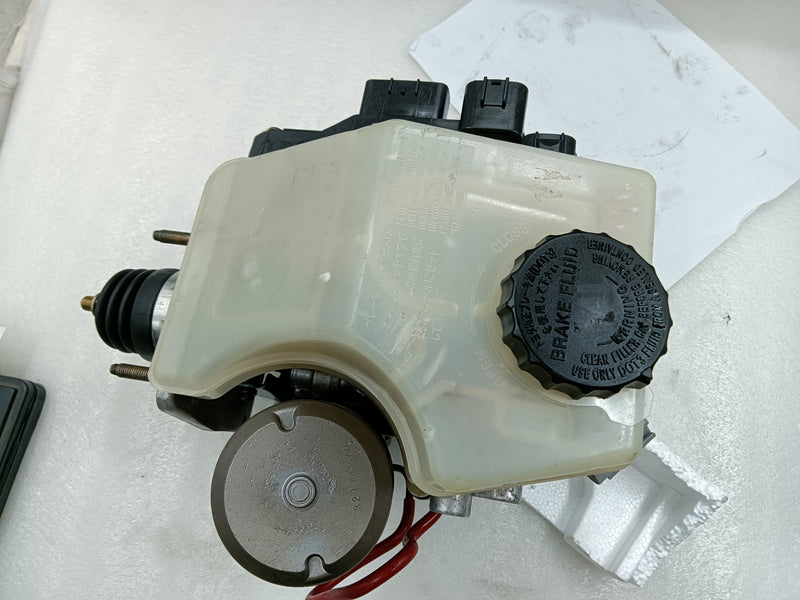 Refurbished ABS Brake Pump Master Cylinder Booster Actuator 47050-60081 For Toyota 4Runner GX470