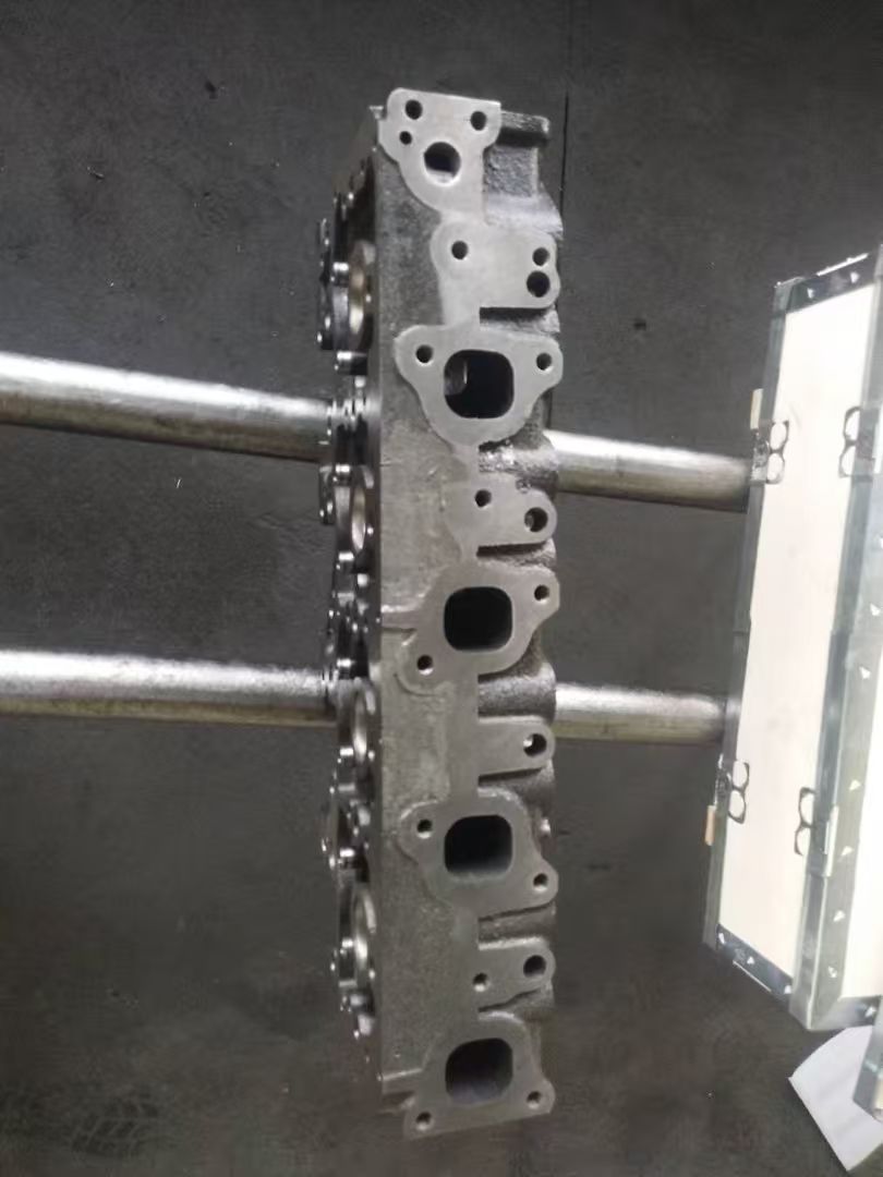 Free Shipping Cylinder Head 11101-56014 11101-58010 11101-58014 for Toyota Dyna 200 Coaster Land Cruiser Toyo-ace 3431cc 3.4D